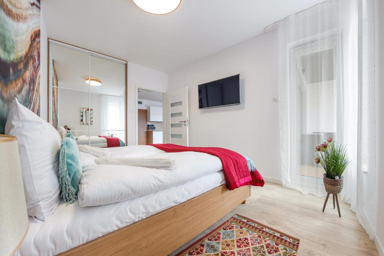 Apartamenty Sun & Snow Nadmorskie Tarasy Z Basenem Колобжег Екстер'єр фото