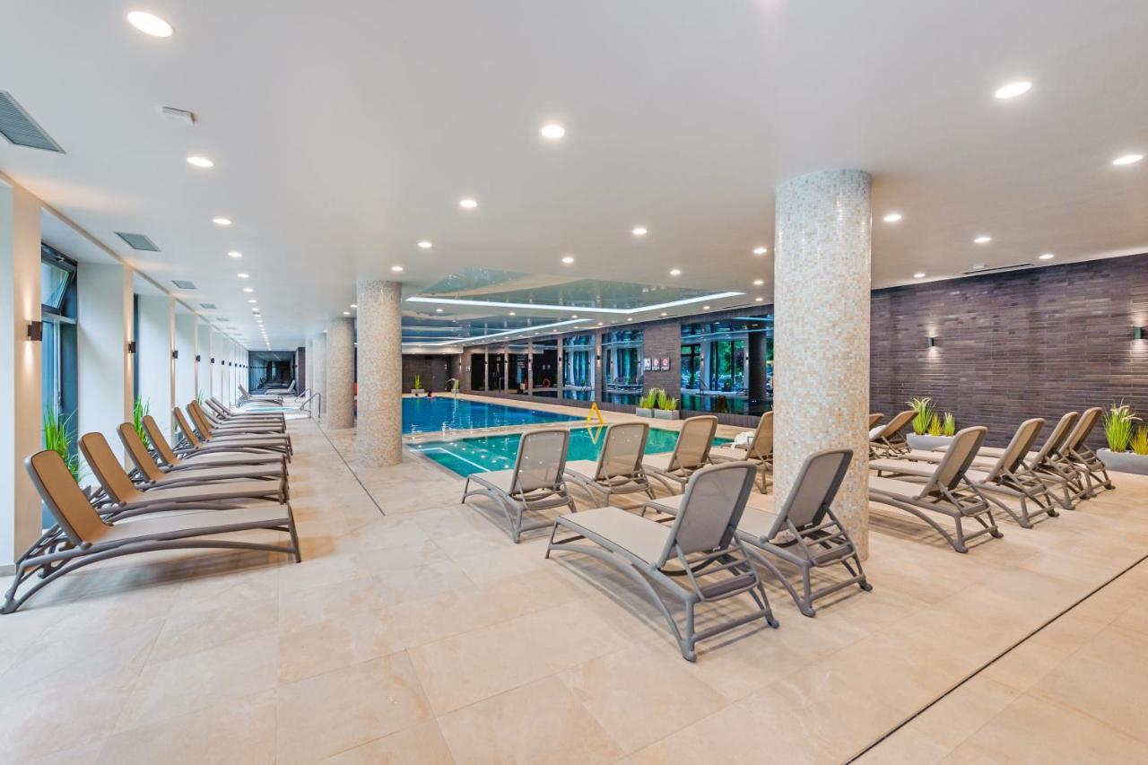 Apartamenty Sun & Snow Nadmorskie Tarasy Z Basenem Колобжег Екстер'єр фото